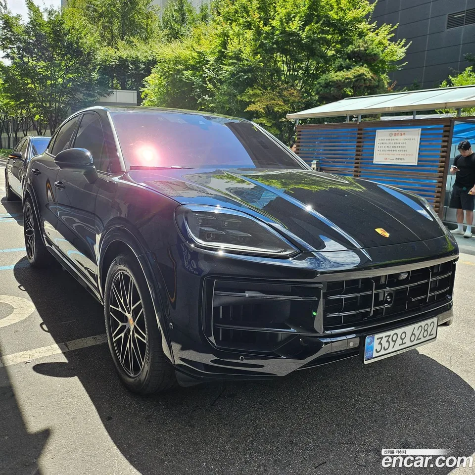 Porsche Cayenne 2024