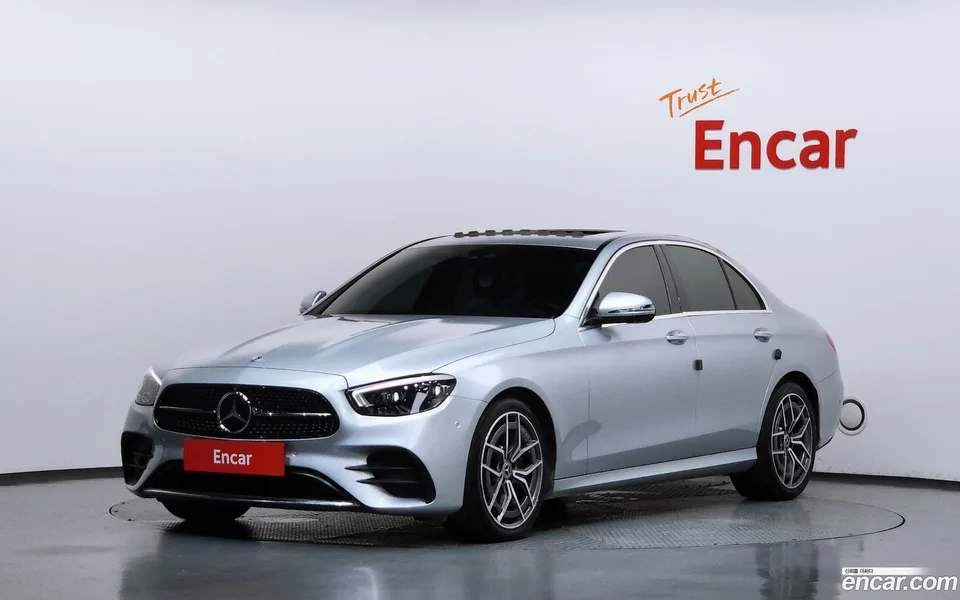 Mercedes-Benz E-Class 2022