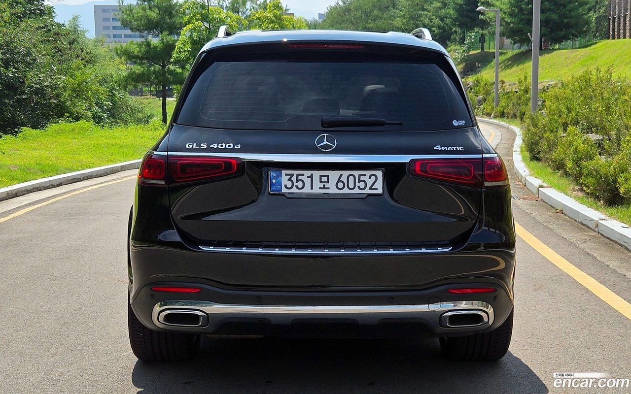 Mercedes-Benz GLS-Class 2023 — 4