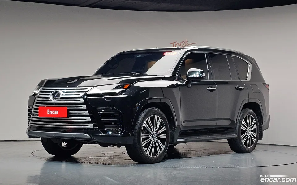 Lexus LX 2025
