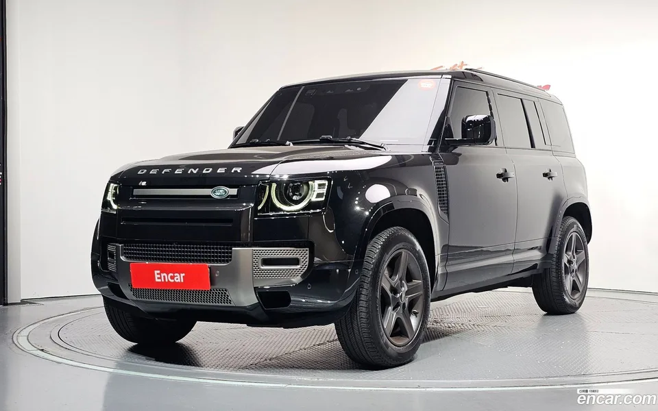 Land Rover Defender 2025