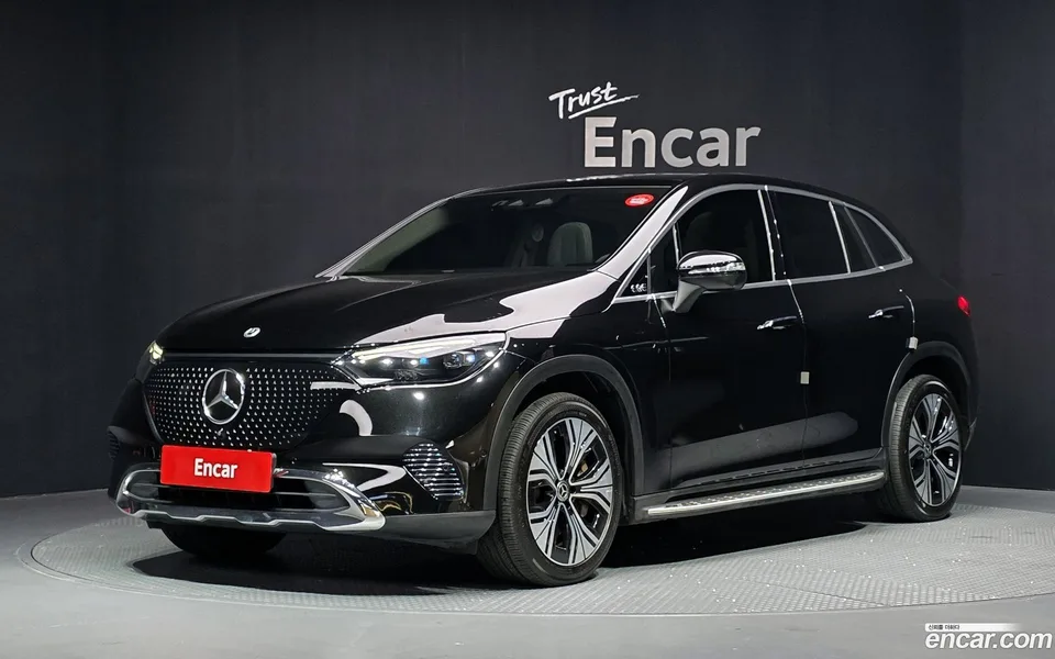 Mercedes-Benz EQE SUV 2023