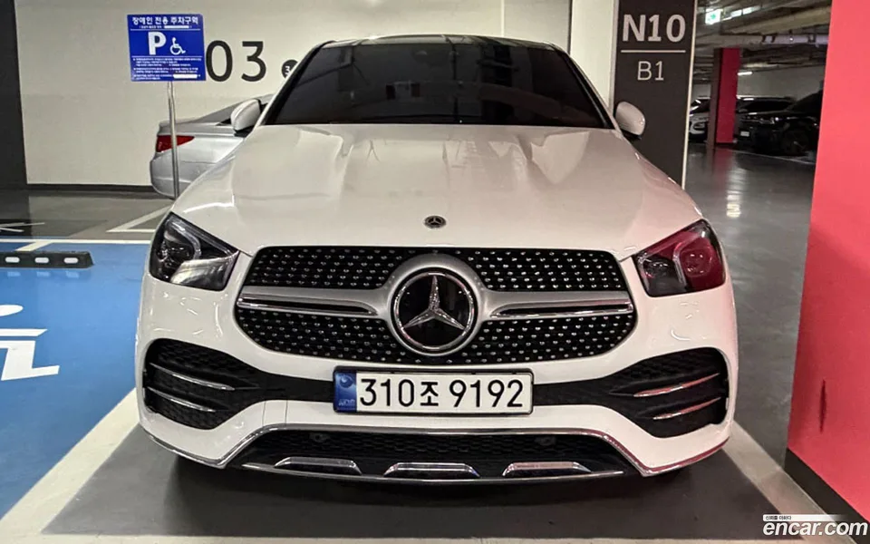 Mercedes-Benz GLE-Class 2023