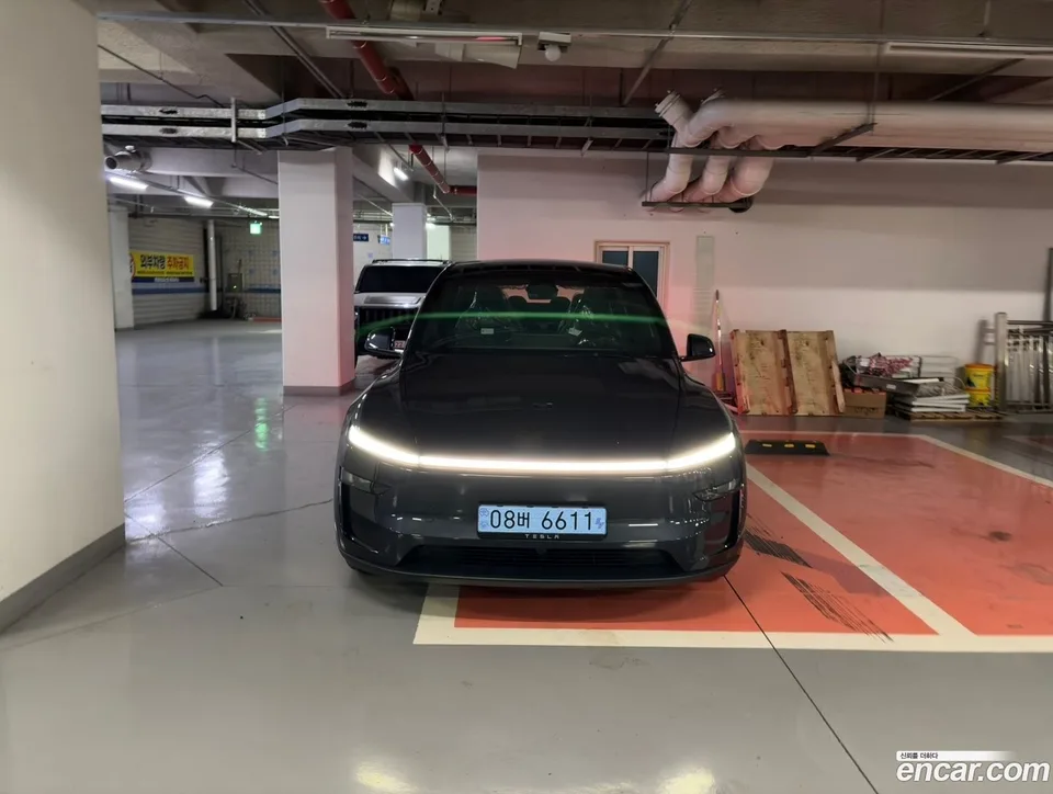 Tesla Model Y 2026