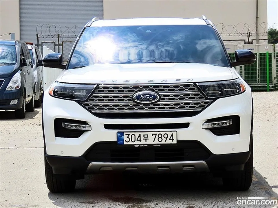 Ford Explorer 2023