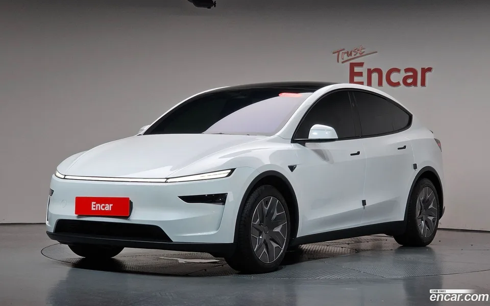 Tesla Model Y 2026