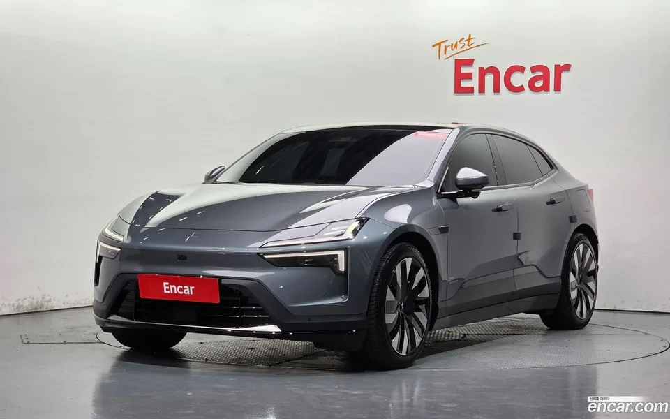 Polestar Polestar 4 2025