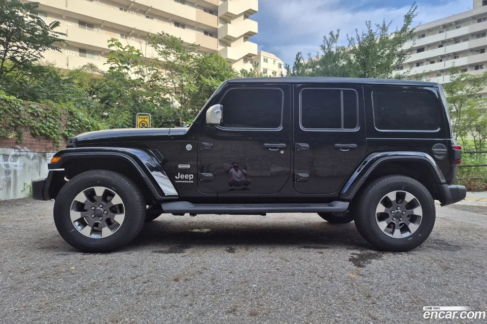 Jeep Wrangler 2.0 4 2023 — миниатюра 3