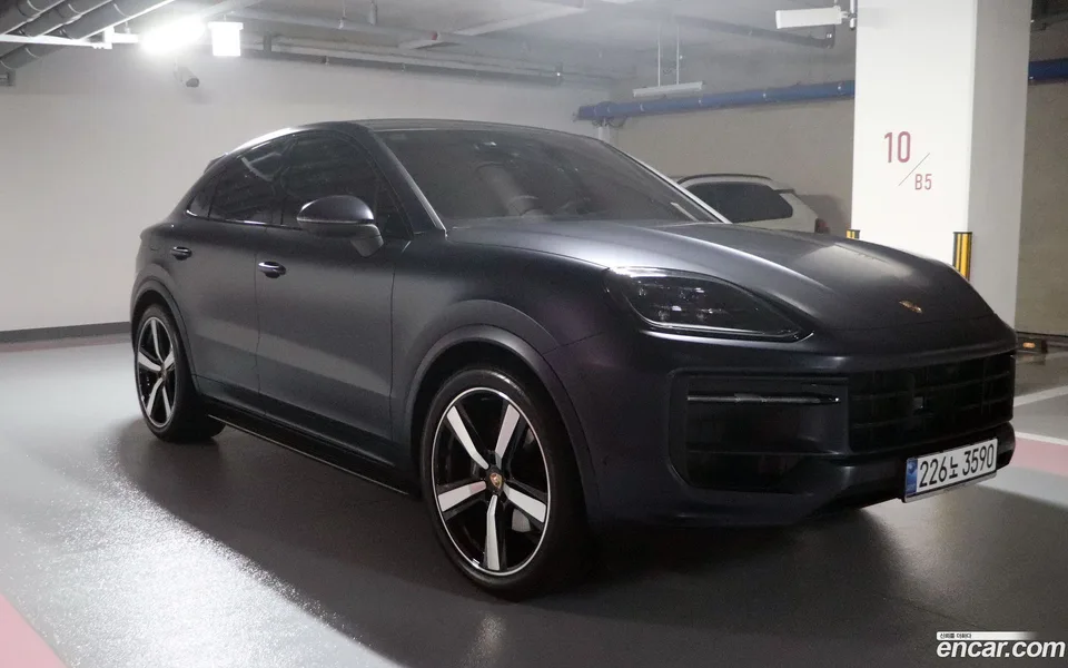 Porsche Cayenne 2025
