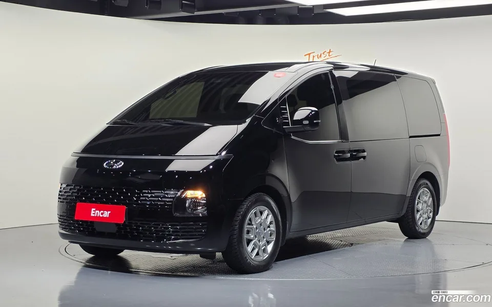 Hyundai Staria 2023