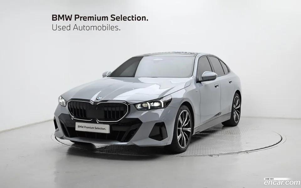 BMW 5 Series 2025
