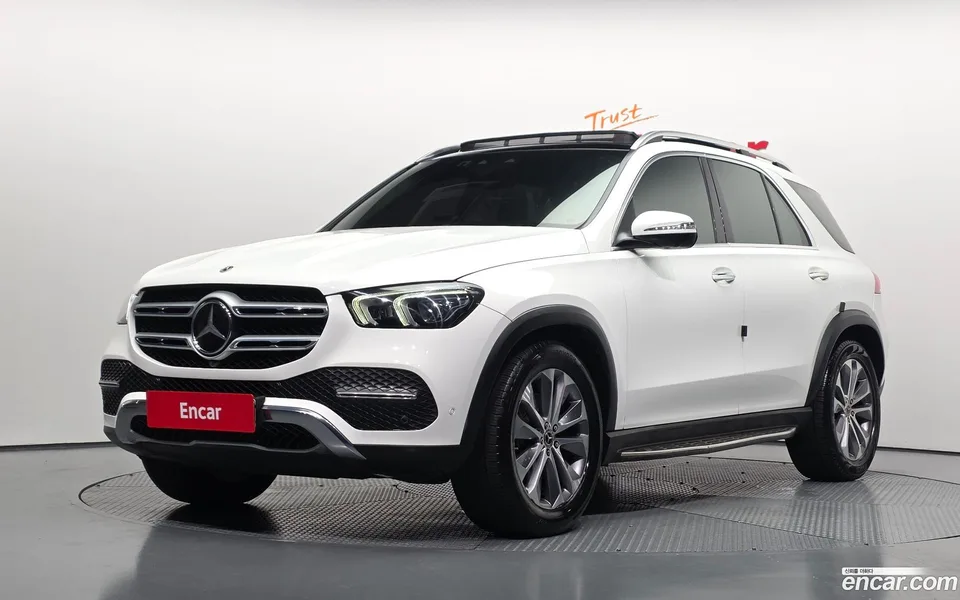 Mercedes-Benz GLE-Class 2023