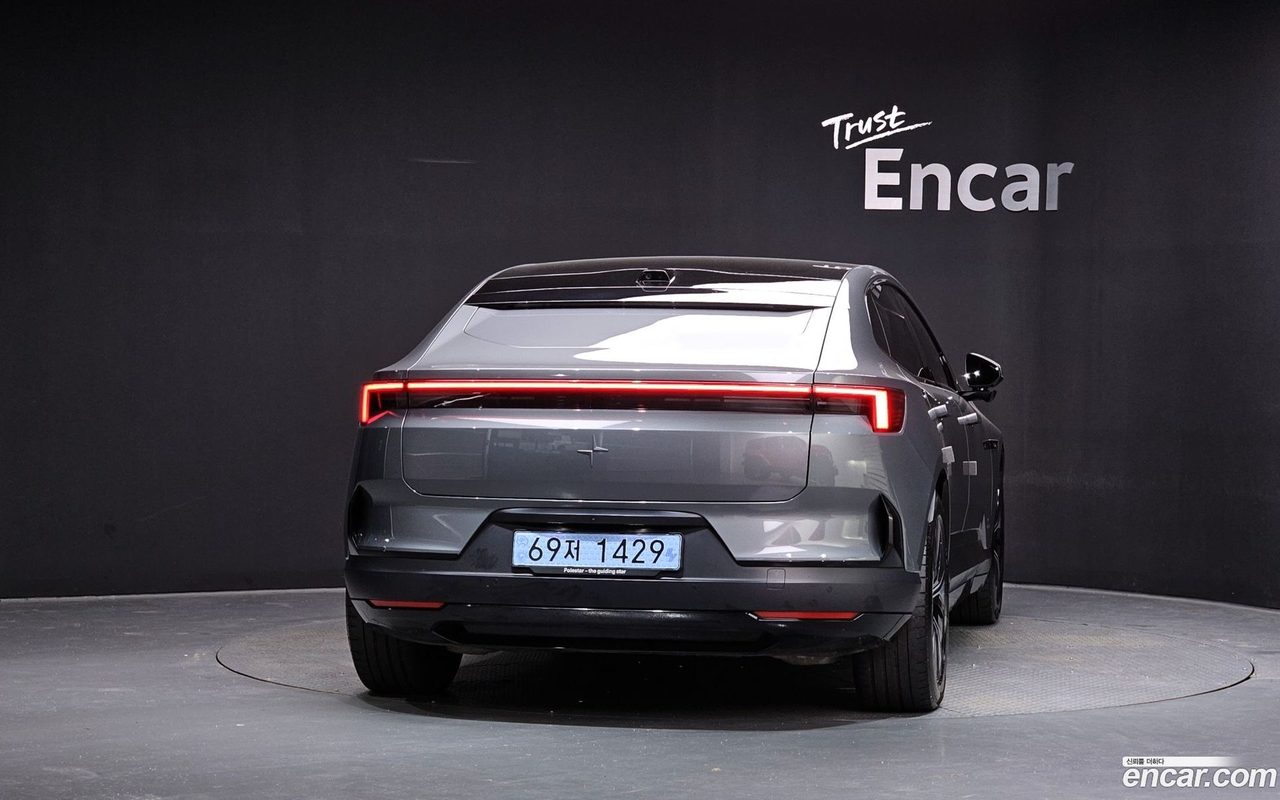 Polestar Polestar 4 2025 — 4