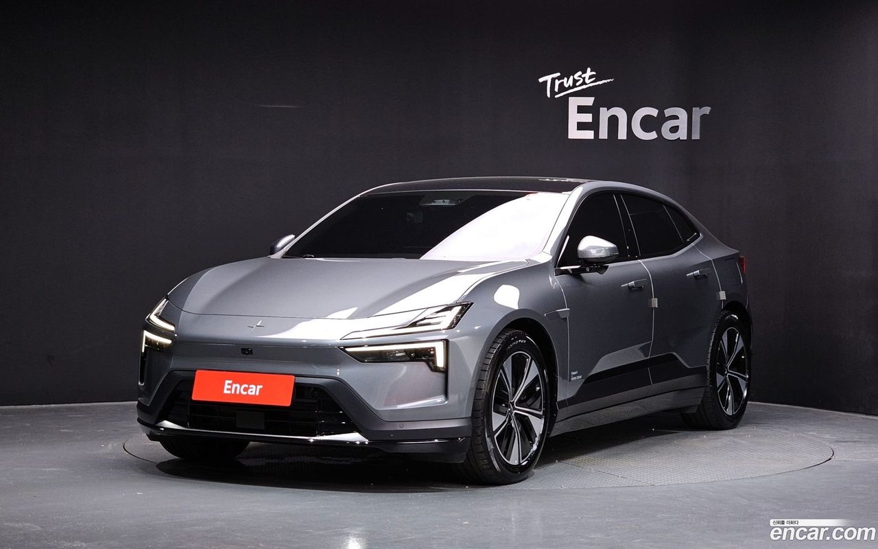 Polestar Polestar 4 2025