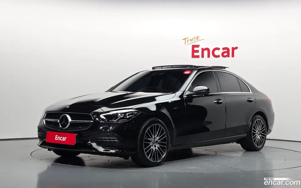 Mercedes-Benz C-Class 2024