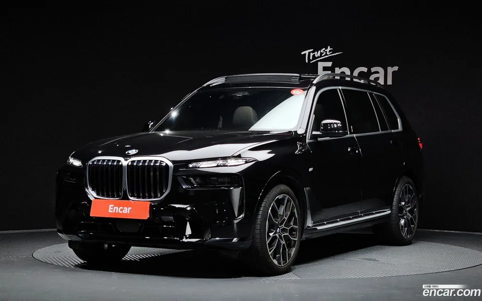 BMW X7 2025