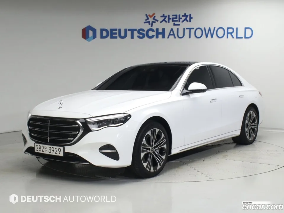 Mercedes-Benz E-Class 2025