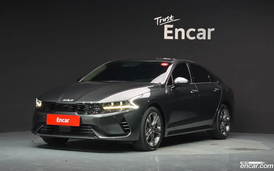 Kia K5 Hybrid 2023