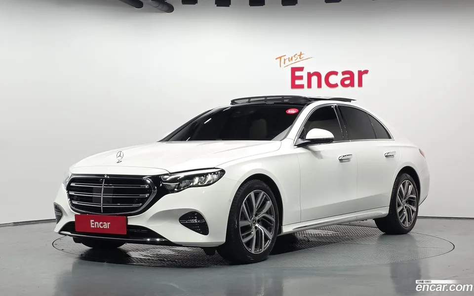 Mercedes-Benz E-Class 2025