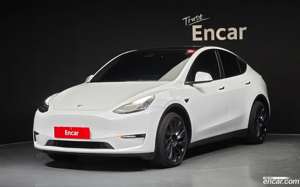 Tesla Model Y 2022