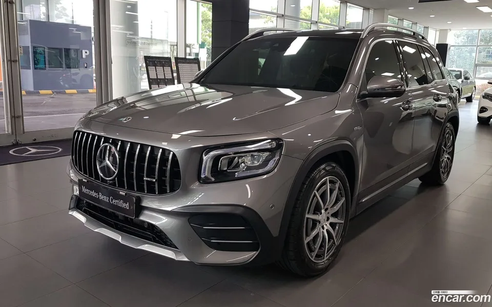 Mercedes-Benz GLB-Class 2023