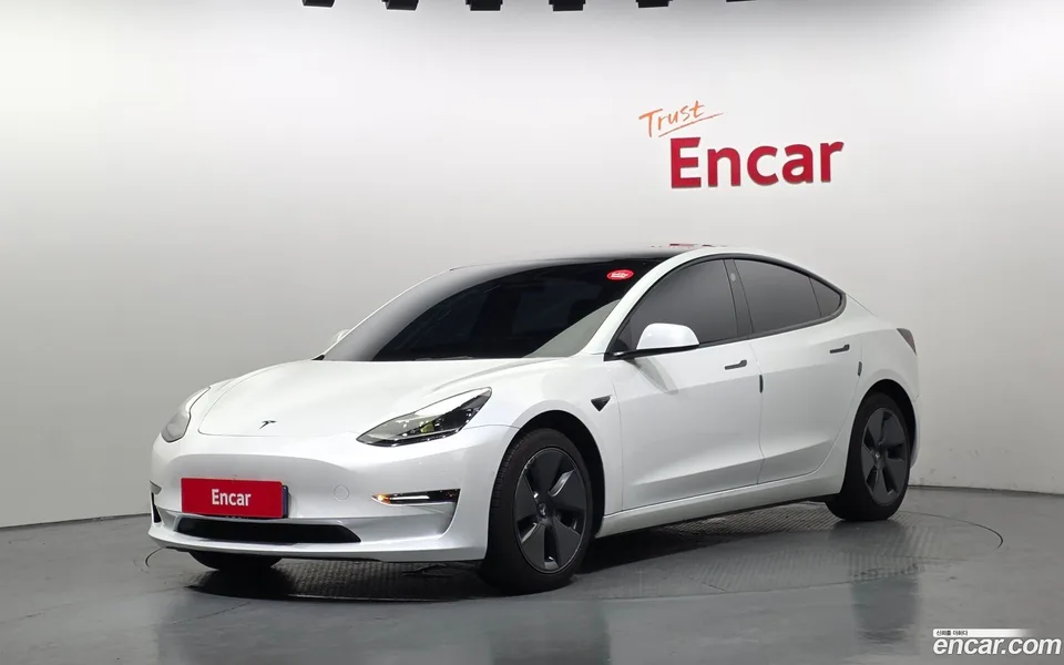 Tesla Model 3 2022