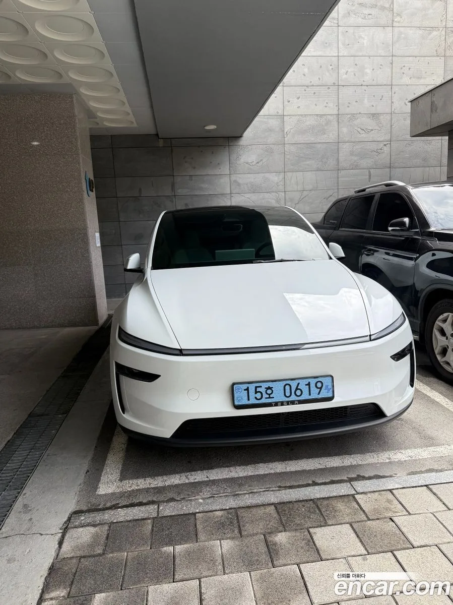 Tesla Model Y 2026