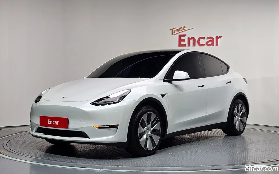 Tesla Model Y 2022