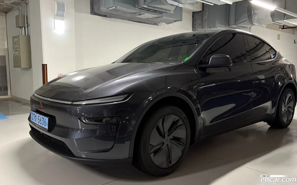 Tesla Model Y 2026