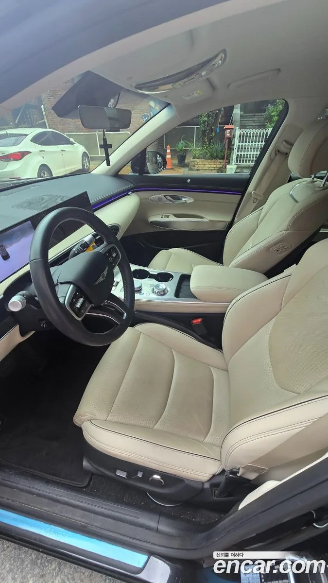 Genesis GV70 2.5T AWD 2024 — миниатюра 5
