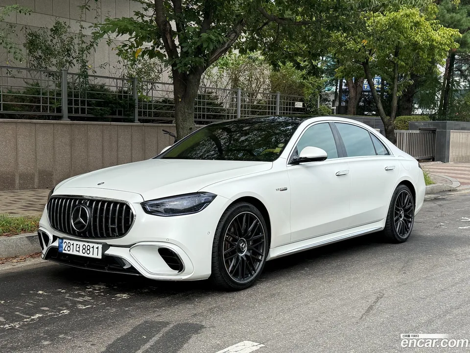 Mercedes-Benz S-Class 2024