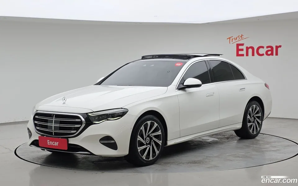 Mercedes-Benz E-Class 2024