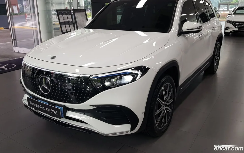 Mercedes-Benz EQB 2024