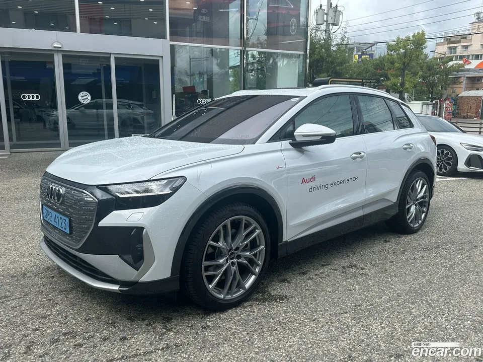 Audi Q4 e-tron 2026