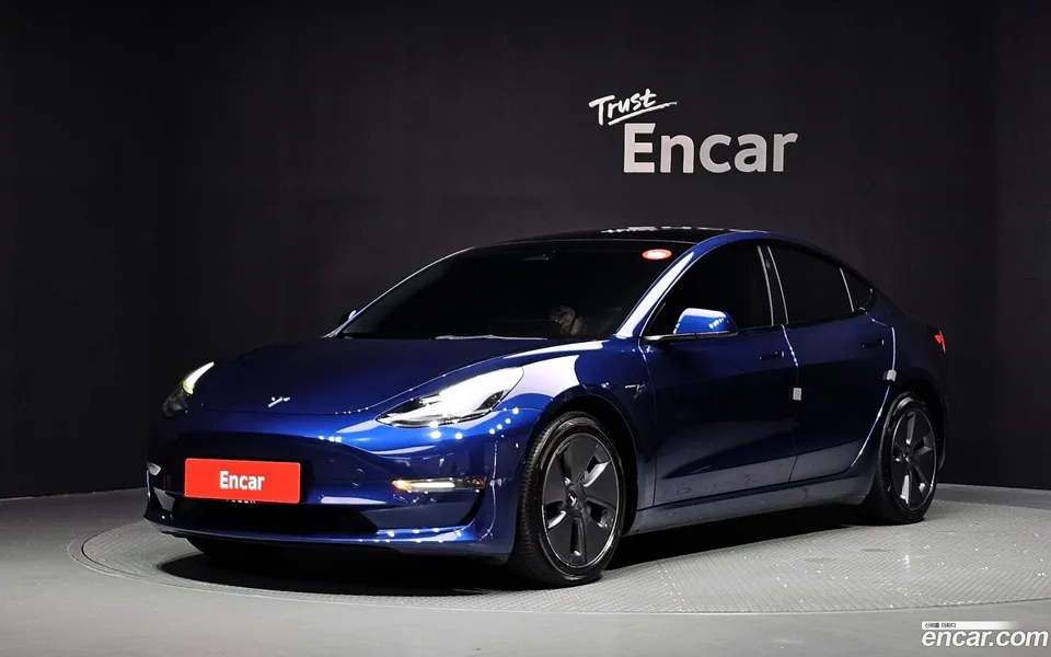 Tesla Model 3 2022