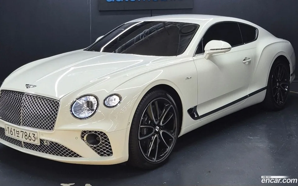 Bentley Continental GT 2023