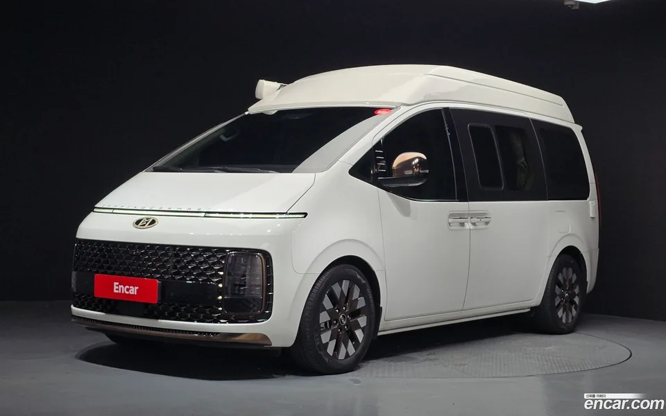 Hyundai Staria 2023