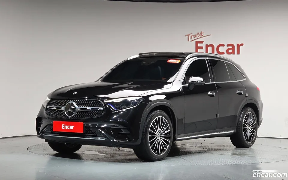 Mercedes-Benz GLC-Class 2023