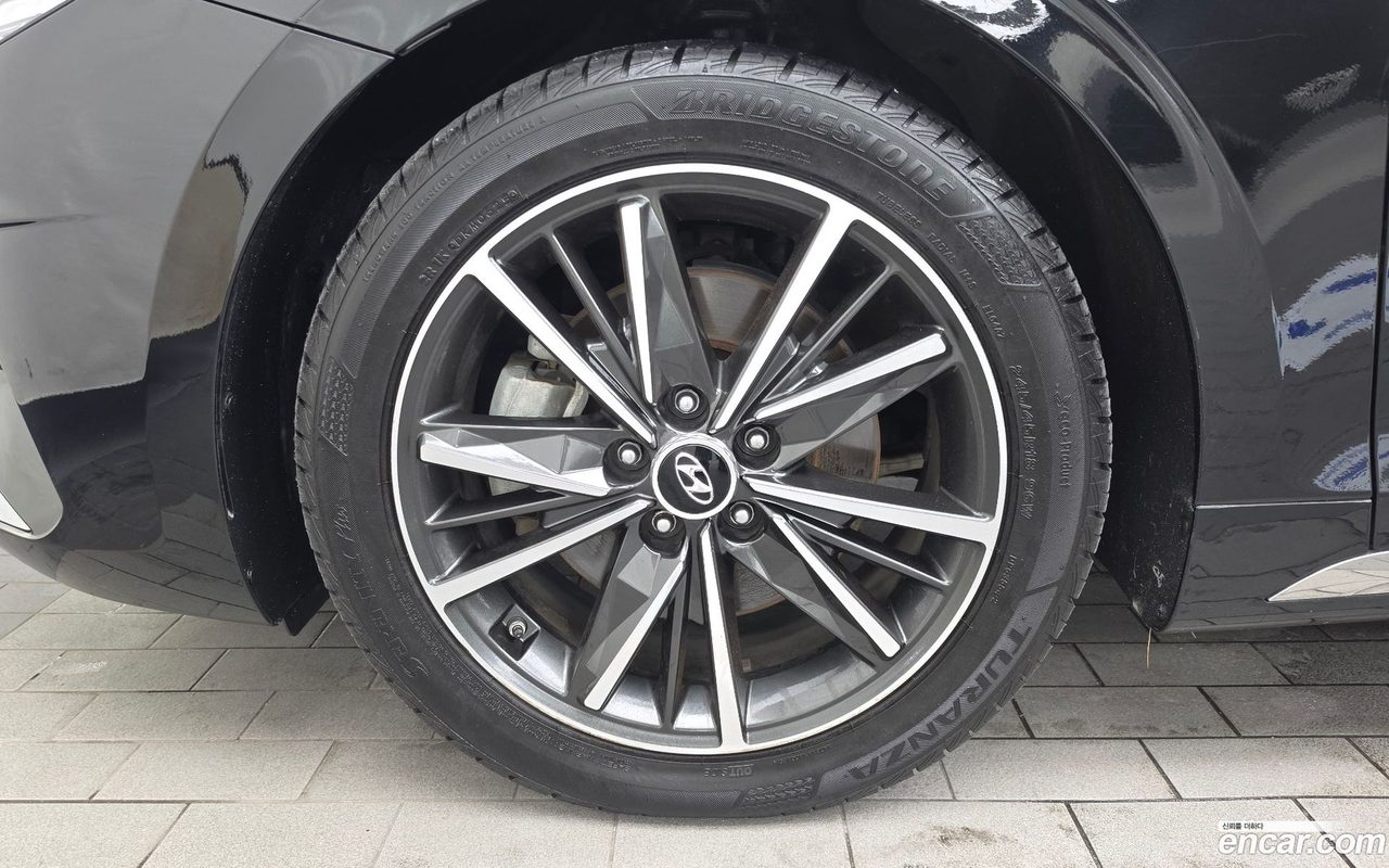 Hyundai Grandeur IG 2022 — 2