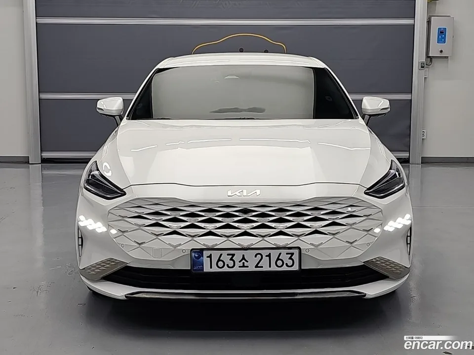 Kia K8 Hybrid 2022