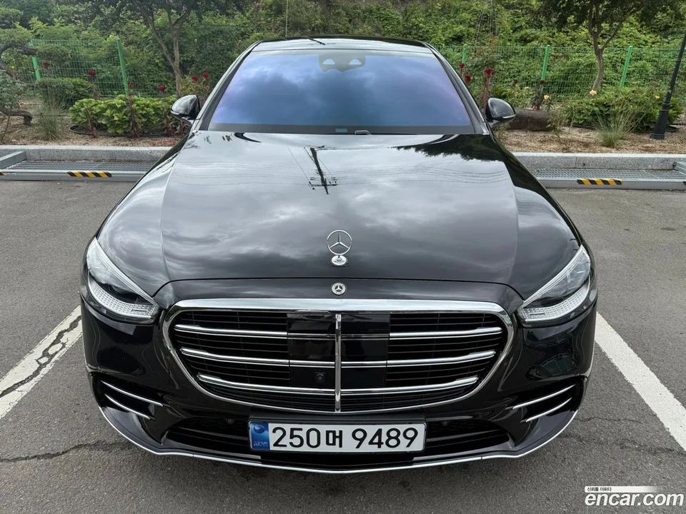 Mercedes-Benz S-Class 2026