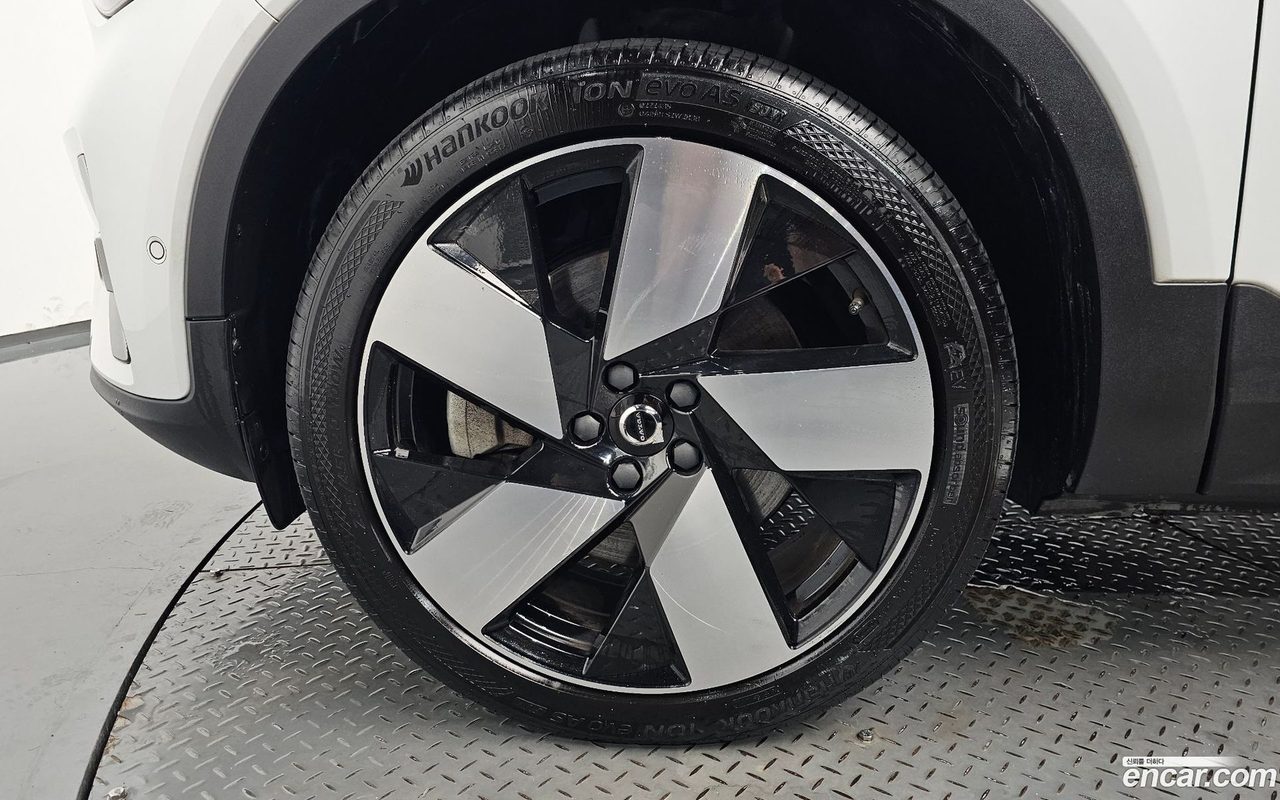 Volvo C40 Recharge 2022 — 2