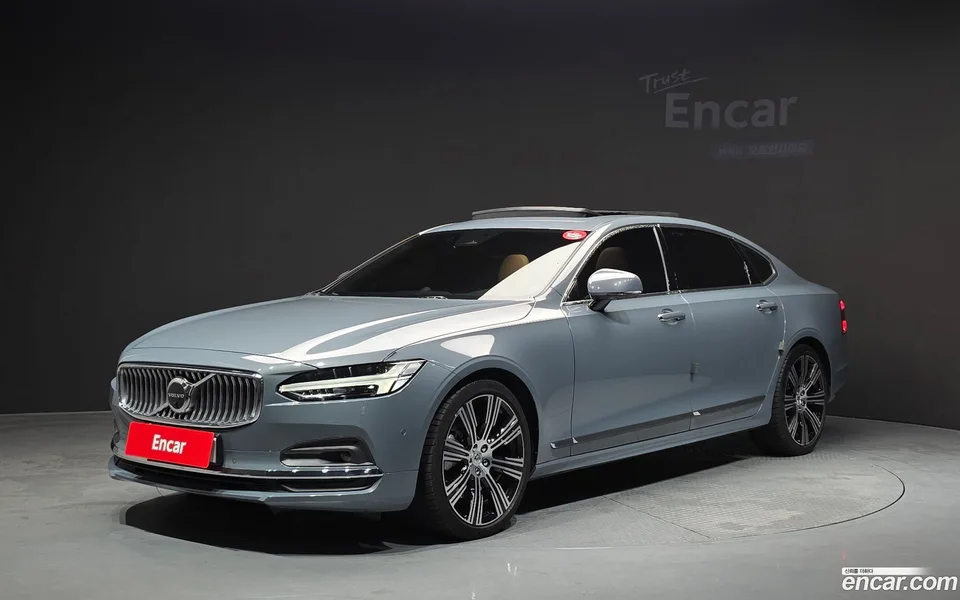 Volvo S90 2022