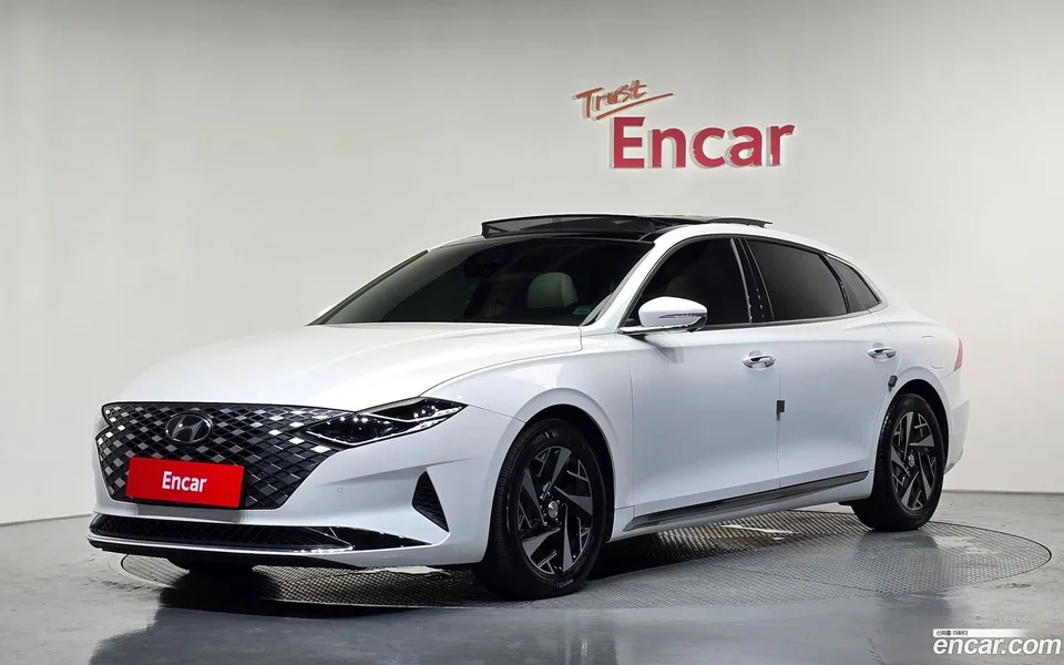 Hyundai Grandeur IG Hybrid 2022