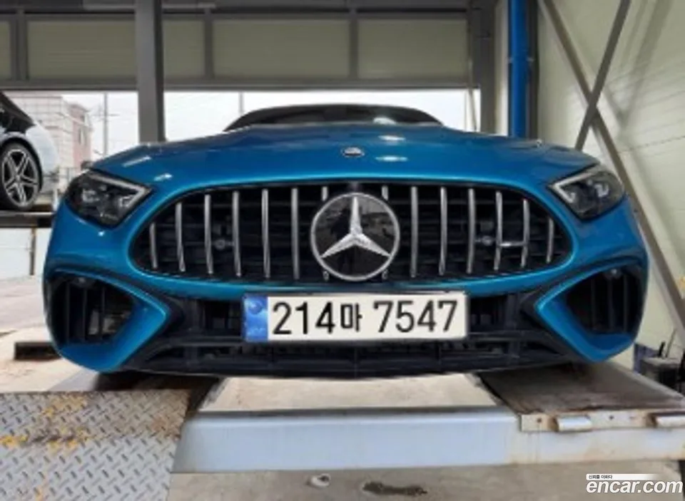 Mercedes-Benz SL-Class 2023