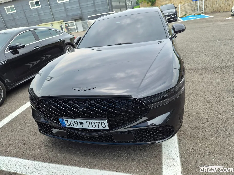 Genesis G90 2025