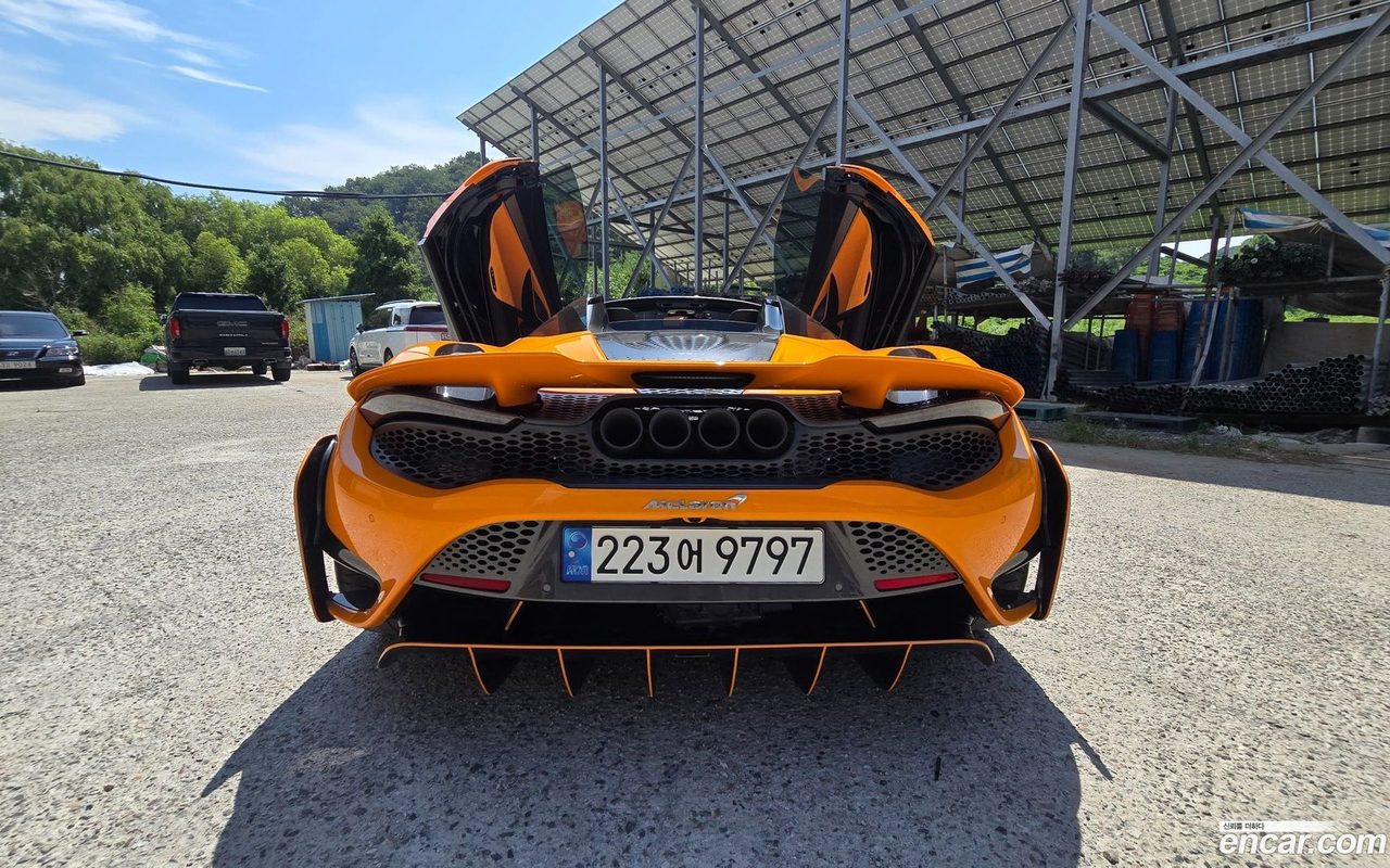 McLaren 765LT 2022 — 4