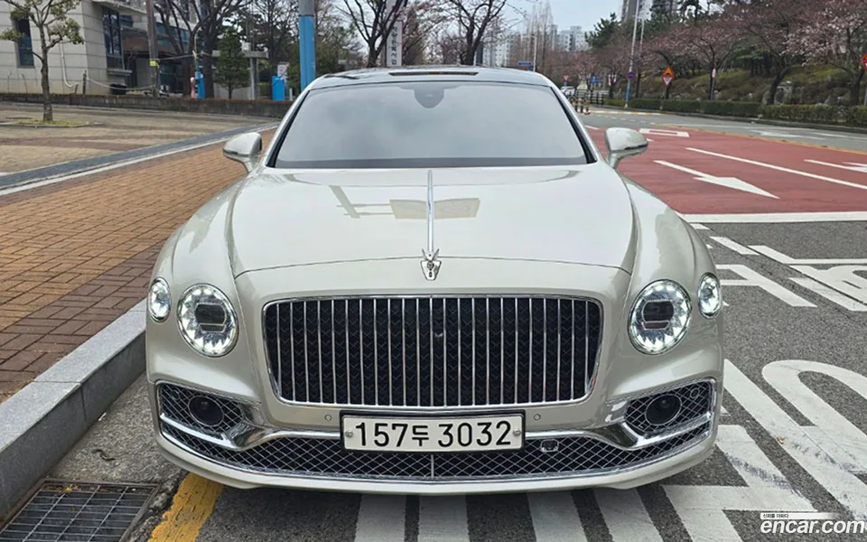 Bentley Flying Spur 2022