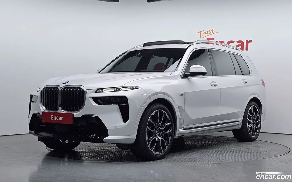 BMW X7 2025