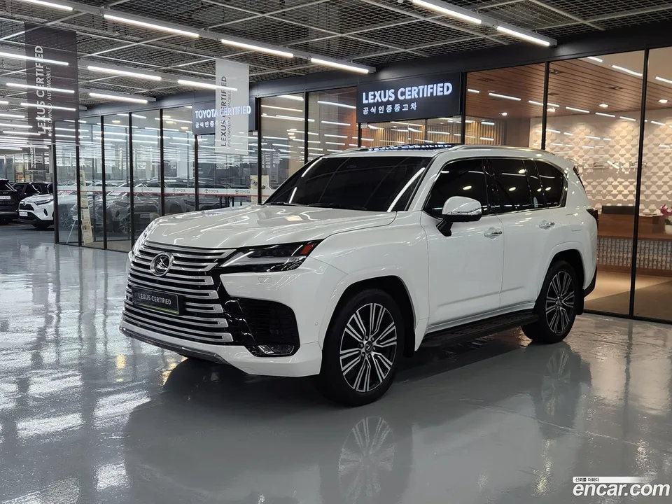 Lexus LX 2025
